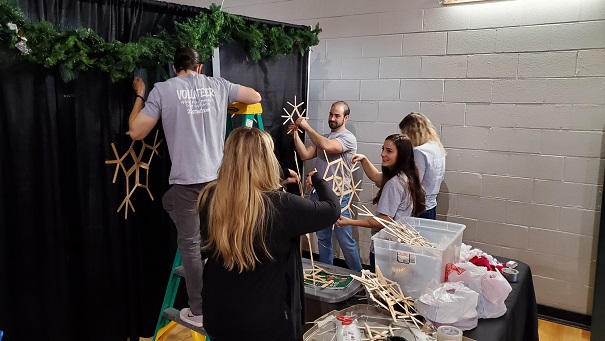 21st Mortgage volunteering at Emerald Youth Foundation