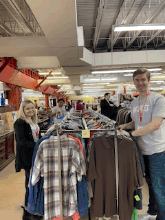 Volunteering at Karm store